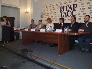 Рис. 10. Слева направо: Иванов А.И., Минвалеев Р.С., Архипова И.В., Справа налево: Демин А.В., Васильев А.К.